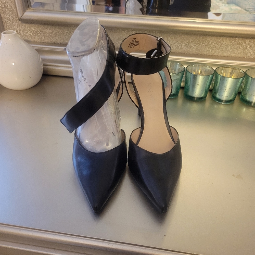 Dress Pump